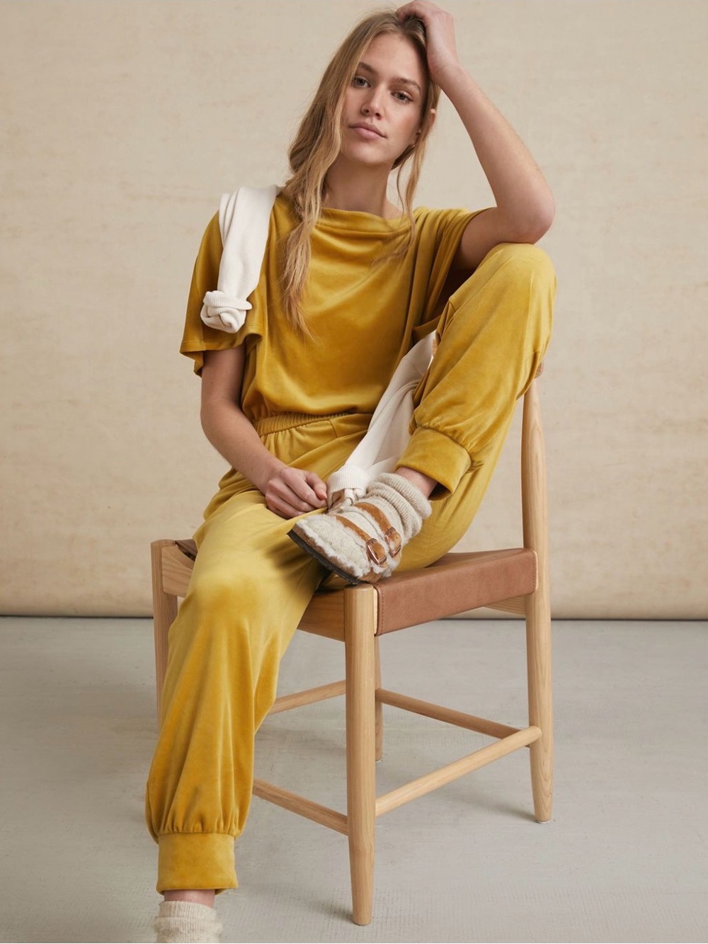 🆕 NWT✨Anthropologie Saturday/Sunday ‘Linda’ Velvet Jumpsuit ~ Mustard/Moss